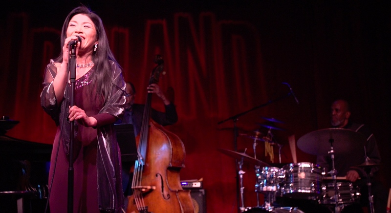 深尾多恵子1 .jpg